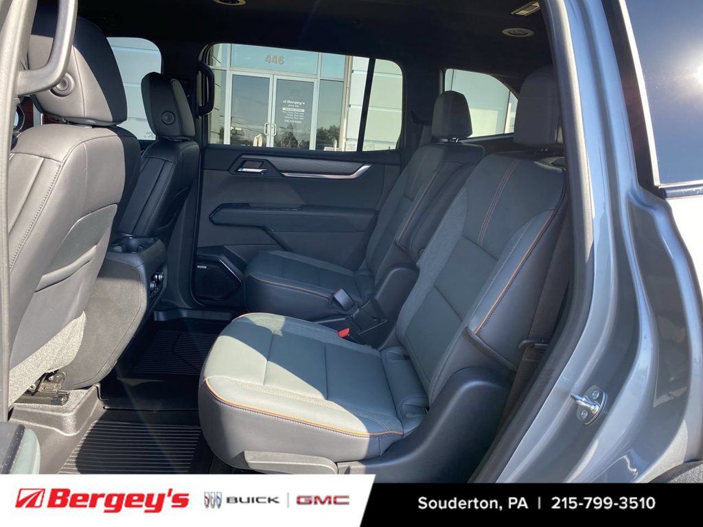Certified 2024 GMC Acadia AT4 w/ Luxury Package AWD/4WD image 29