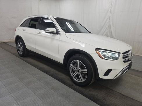 Used 2022 Mercedes-Benz GLC 300 4MATIC w/ Multimedia Package Lite image 3