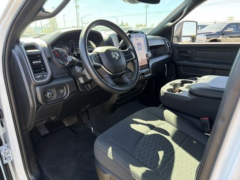 New 2026 RAM 2500 Tradesman AWD/4WD image 9