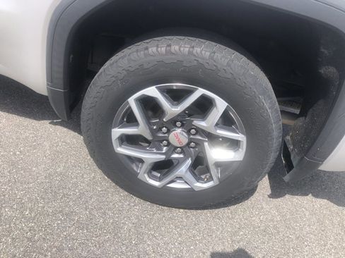 Used 2022 GMC Sierra 1500 SLT image 5