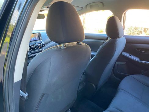 Used 2025 Nissan Sentra S FWD image 41