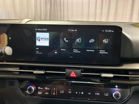 Used 2026 Kia Sportage EX w/ EX Panorama Roof Package image 15