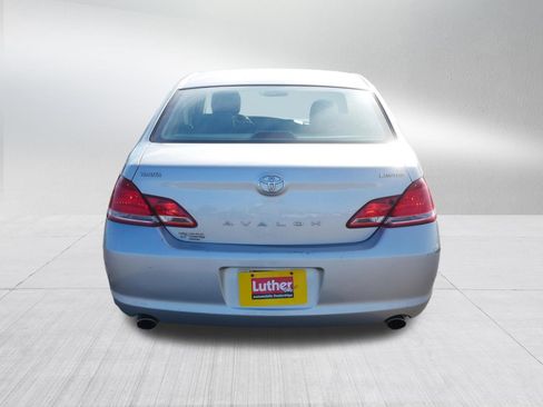 Used 2006 Toyota Avalon Limited FWD image 6