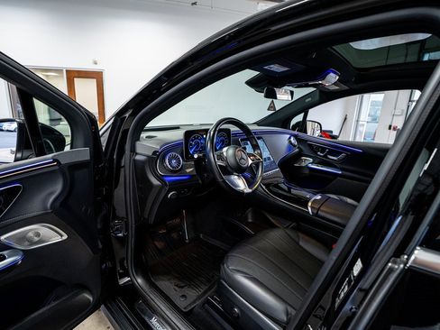 Used 2023 Mercedes-Benz EQE 350+ 4MATIC SUV w/ Exclusive Trim Package image 35