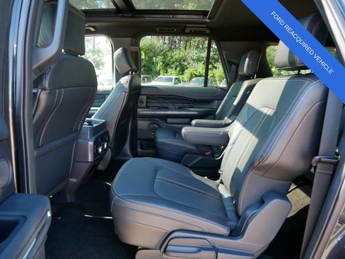 Used 2023 Ford Expedition Max Platinum AWD/4WD image 11