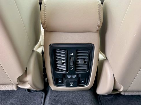 Used 2015 Dodge Durango Citadel w/ Technology Group AWD/4WD image 36