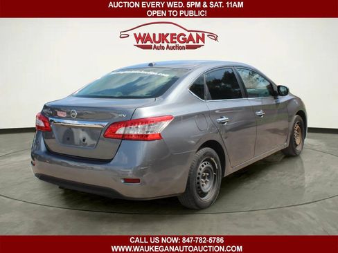 Used 2015 Nissan Sentra SV FWD image 3