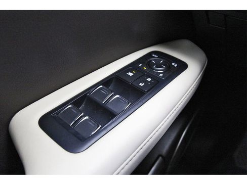 Used 2020 Lexus RX 350L FWD w/ Premium Package image 19