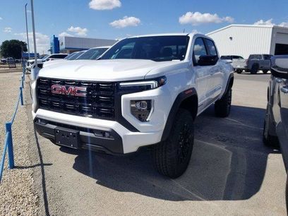 New 2026 GMC Canyon Elevation w/ Convenience Package