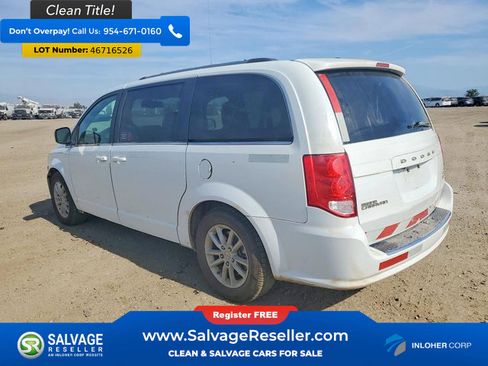 Used 2019 Dodge Grand Caravan SXT image 3