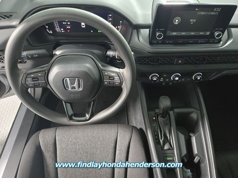 Certified 2025 Honda Accord LX image 17