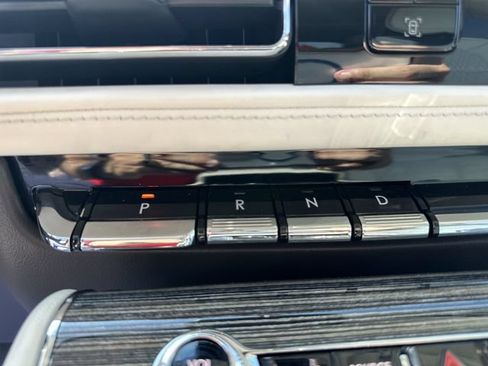 Used 2024 Lincoln Aviator Black Label AWD/4WD image 26