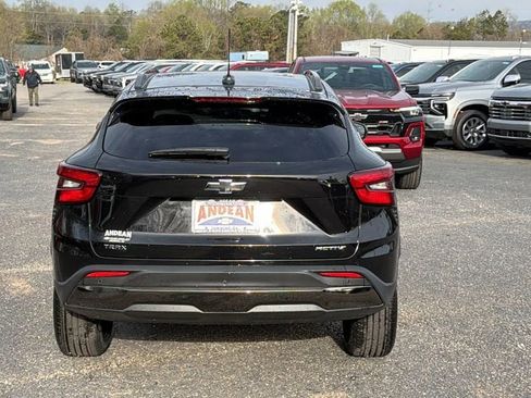 New 2026 Chevrolet Trax ACTIV w/ Driver Confidence Package image 6
