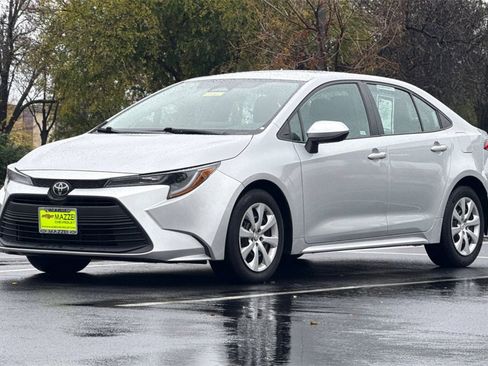 Used 2024 Toyota Corolla LE image 15