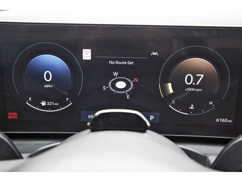 Certified 2025 Hyundai Santa Cruz Limited image 17