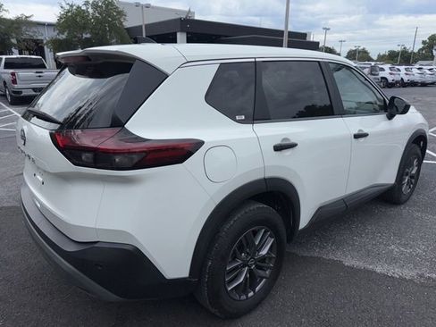Used 2023 Nissan Rogue S FWD image 4