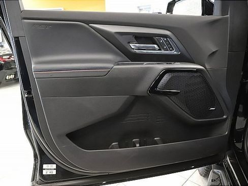 New 2024 Chevrolet Silverado EV RST image 14