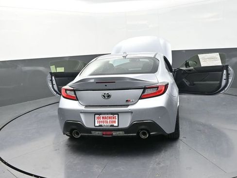 New 2025 Toyota GR86 Premium RWD image 36