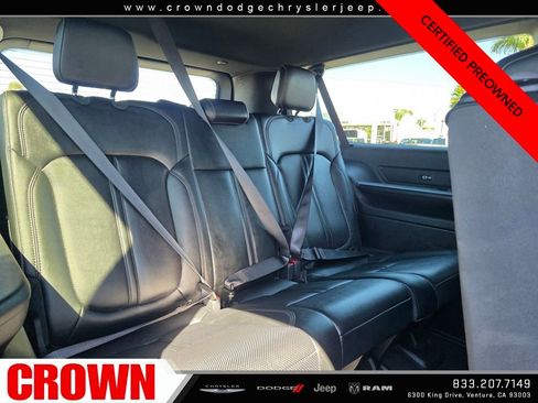 Certified 2024 Jeep Wagoneer L Series III w/ Flexible Seating Group image 15