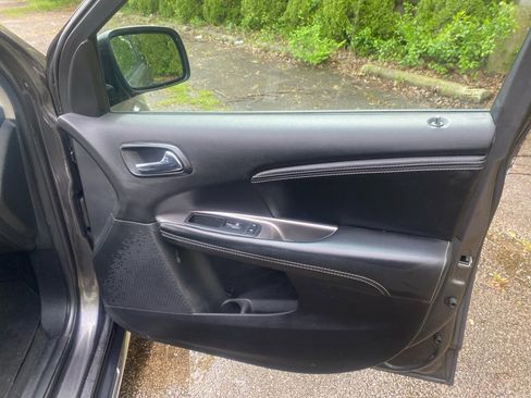 Used 2018 Dodge Journey Crossroad AWD/4WD image 23