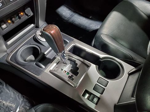 Used 2018 Toyota 4Runner Limited image 35