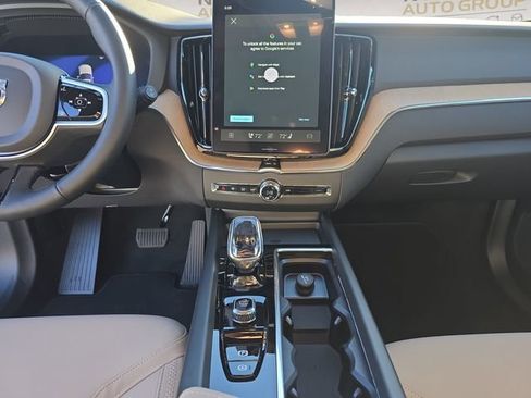 New 2026 Volvo XC60 B5 Core w/ Climate Package AWD/4WD image 11