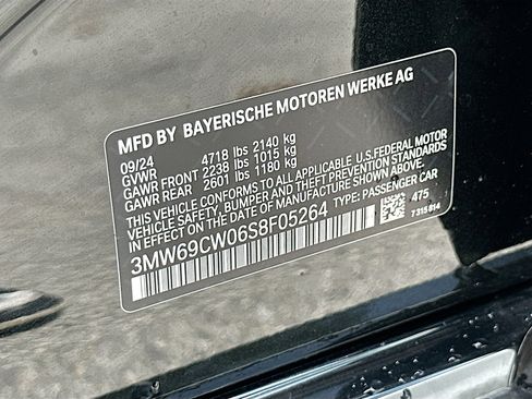 Used 2025 BMW 330i Sedan w/ M Sport Package RWD image 35