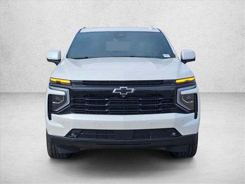 Used 2025 Chevrolet Suburban RST w/ RST Capability Package image 2