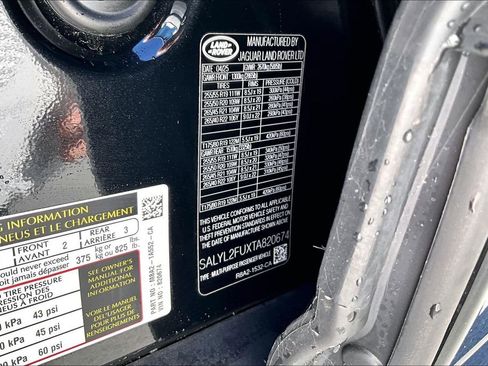 New 2026 Land Rover Range Rover Velar Dynamic SE image 8