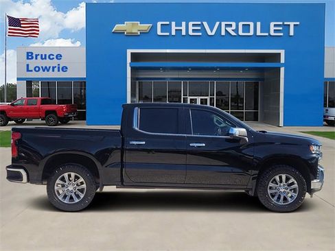 Used 2022 Chevrolet Silverado 1500 LTZ image 6