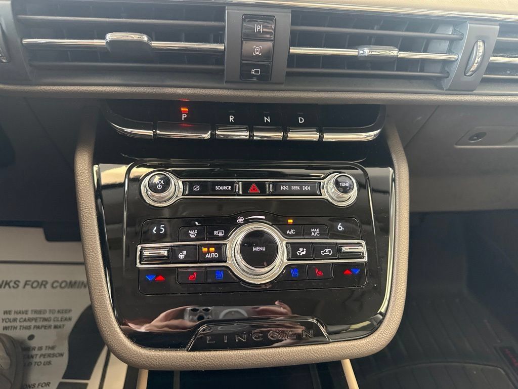 Certified 2020 Lincoln Corsair Reserve w/ Equipment Group 202A AWD/4WD image 22