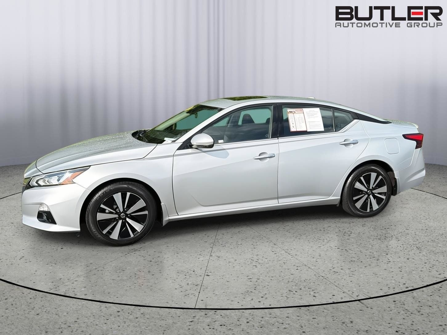 Used 2022 Nissan Altima 2.5 SL FWD image 3