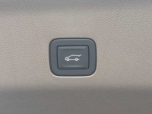 New 2026 GMC Yukon Denali w/ Sun & Power Step Package RWD image 32