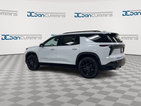 New 2026 Chevrolet Traverse RS w/ LPO, Floor Liner Package AWD/4WD image 6