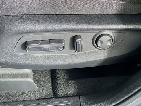 Used 2024 Honda CR-V EX image 13