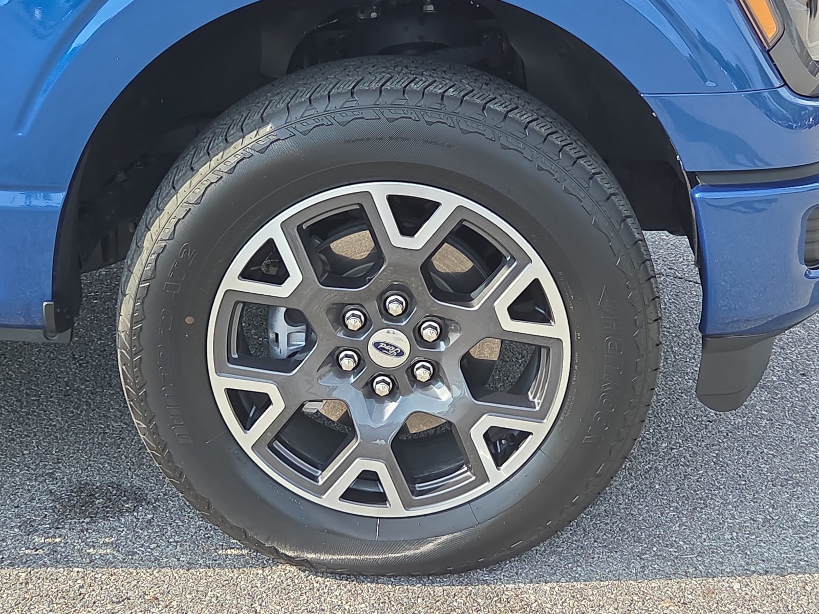 Used 2024 Ford F150 STX AWD/4WD image 7