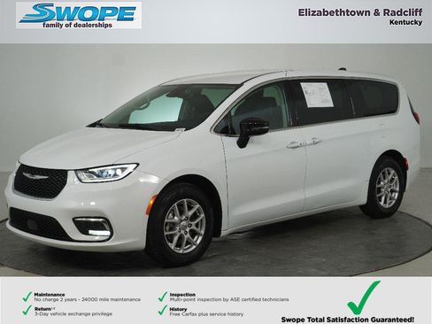 Certified 2024 Chrysler Pacifica Touring-L image 7