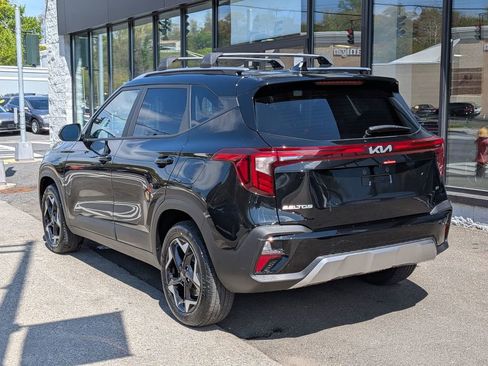 New 2026 Kia Seltos S AWD/4WD image 9