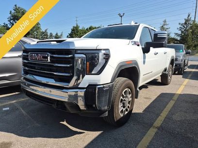 Used 2024 GMC Sierra 2500 SLT w/ SLT Convenience Package