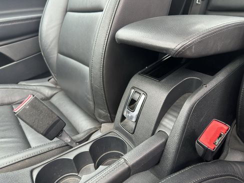 Used 2012 Volkswagen Eos Lux FWD image 23