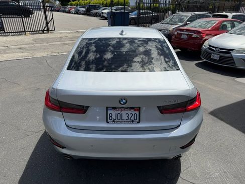 Used 2019 BMW 330i Sedan w/ Convenience Package RWD image 16
