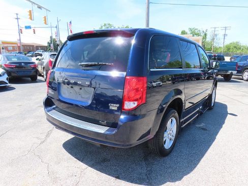 Used 2012 Dodge Grand Caravan Crew w/ Crew Value Pkg FWD image 36