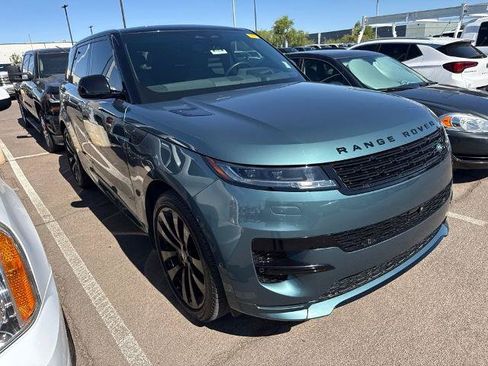 Used 2024 Land Rover Range Rover Sport Dynamic SE AWD/4WD image 1