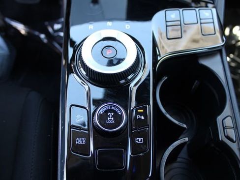 Used 2023 Kia Sportage LX image 30