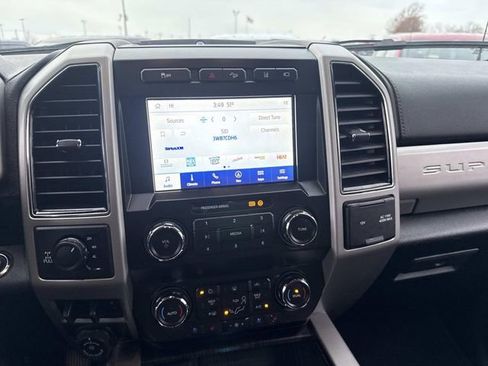 Used 2020 Ford F250 Lariat image 27