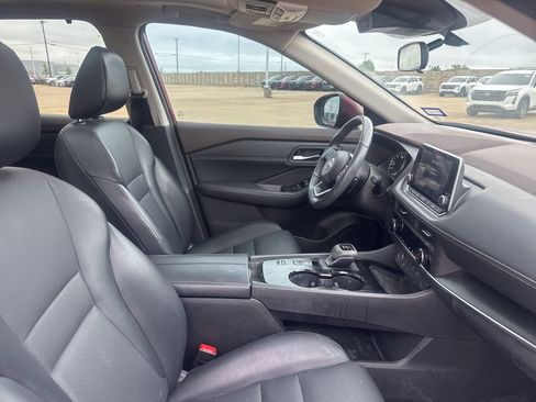Certified 2023 Nissan Rogue SV w/ SV Premium B Package FWD image 29