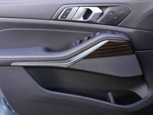 Certified 2025 BMW X5 xDrive40i image 30