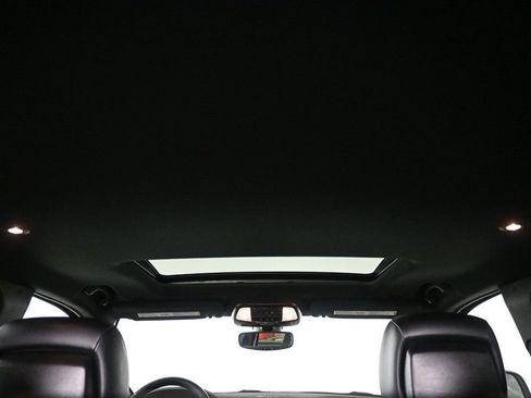 Used 2019 Jeep Grand Cherokee Altitude image 20