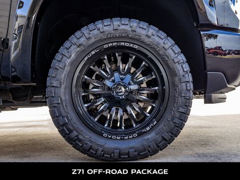 Used 2025 Chevrolet Silverado 2500 LT w/ Trail Boss Package image 11