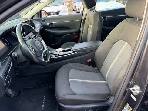 Used 2021 Hyundai Sonata SEL w/ Convenience Package FWD image 10